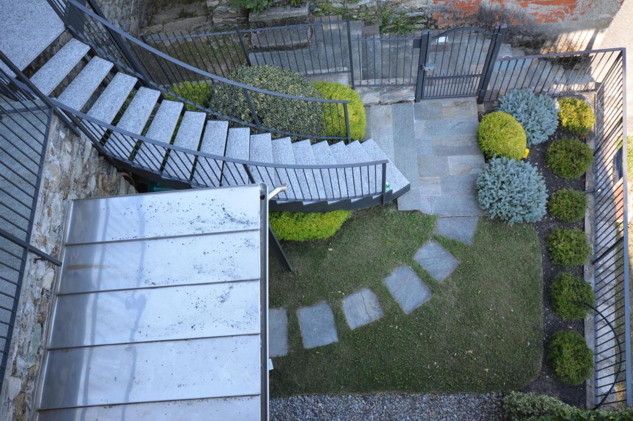 Casa Di Campagna Rosina Con Piscina E Vista Lago Gravedona Luaran gambar