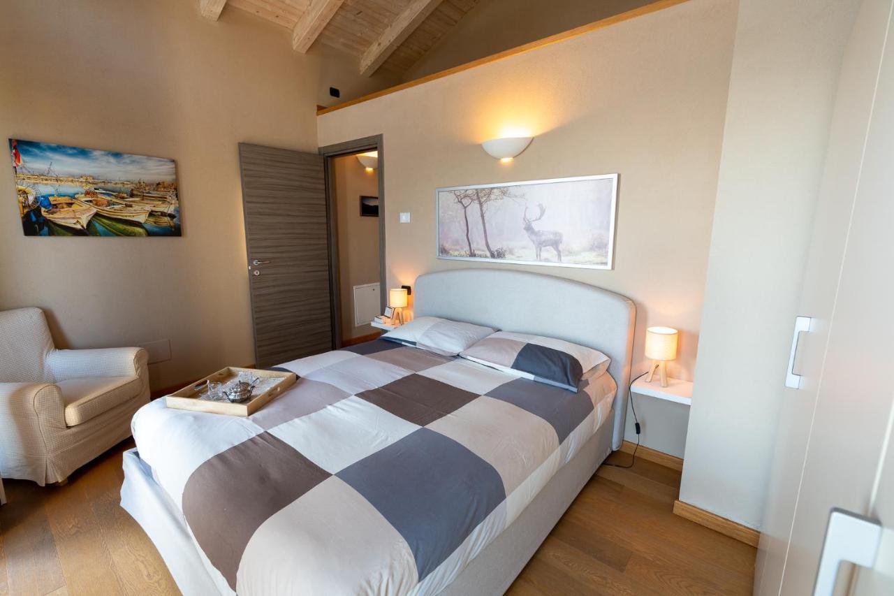 Casa Di Campagna Rosina Con Piscina E Vista Lago Gravedona Luaran gambar