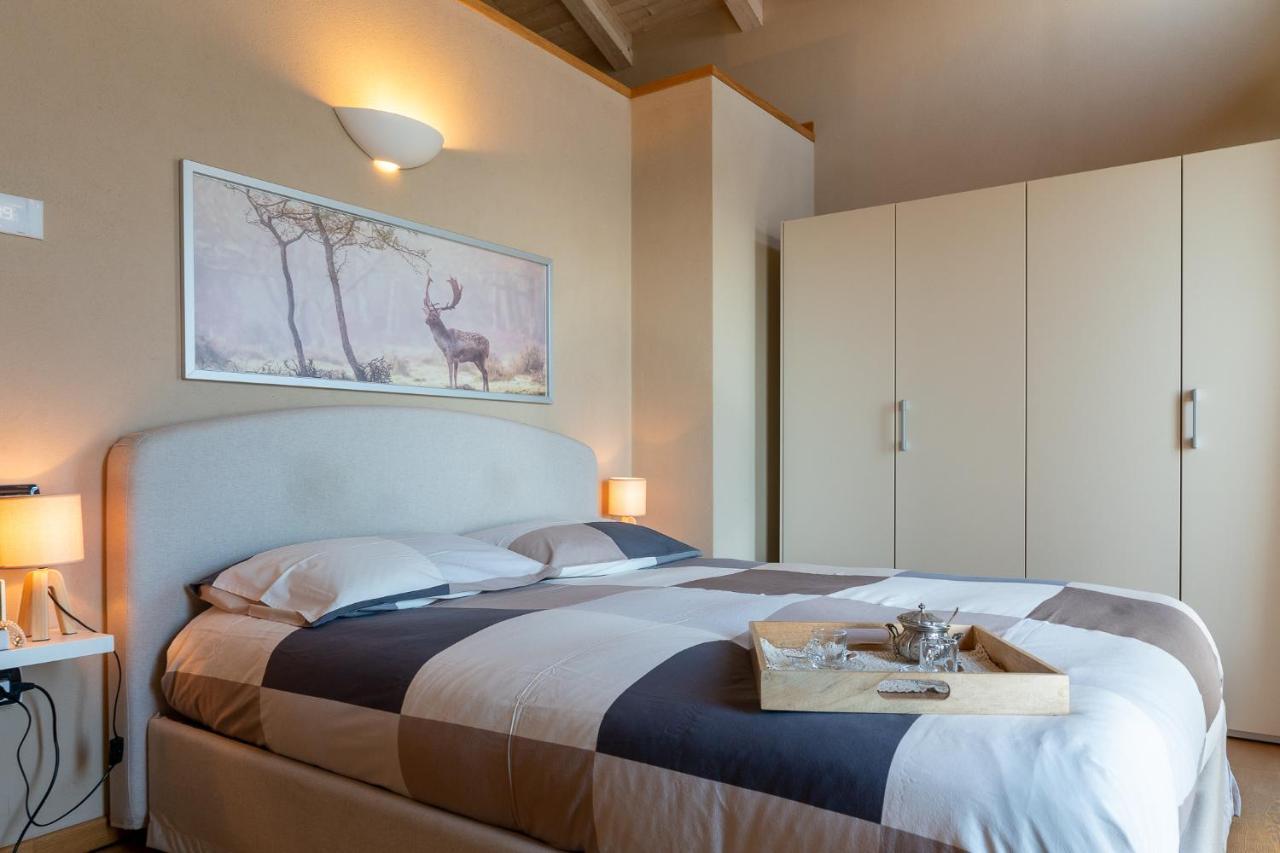 Casa Di Campagna Rosina Con Piscina E Vista Lago Gravedona Luaran gambar