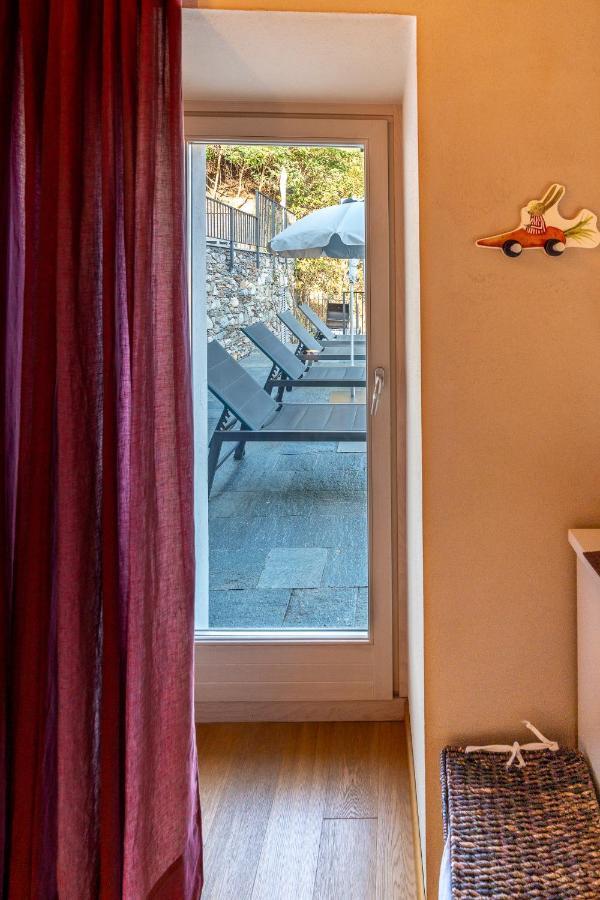 Casa Di Campagna Rosina Con Piscina E Vista Lago Gravedona Luaran gambar