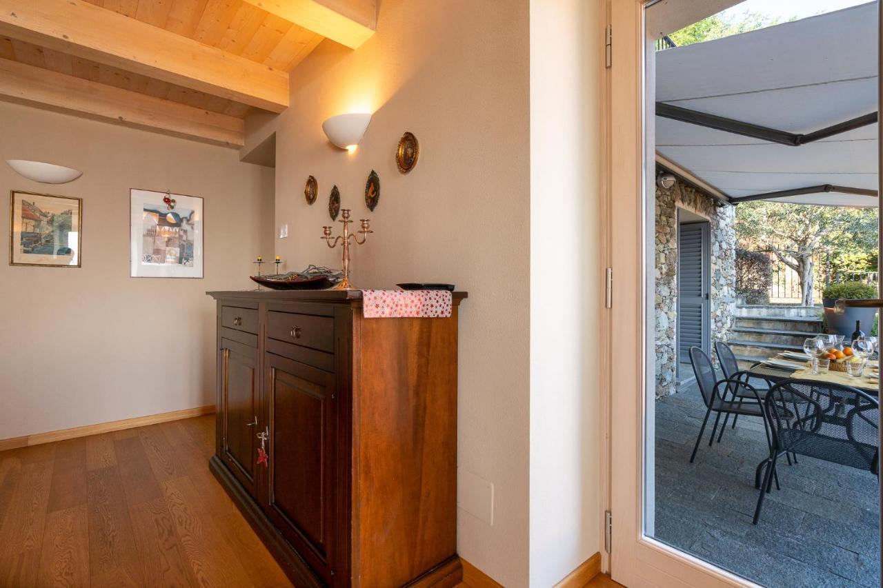 Casa Di Campagna Rosina Con Piscina E Vista Lago Gravedona Luaran gambar