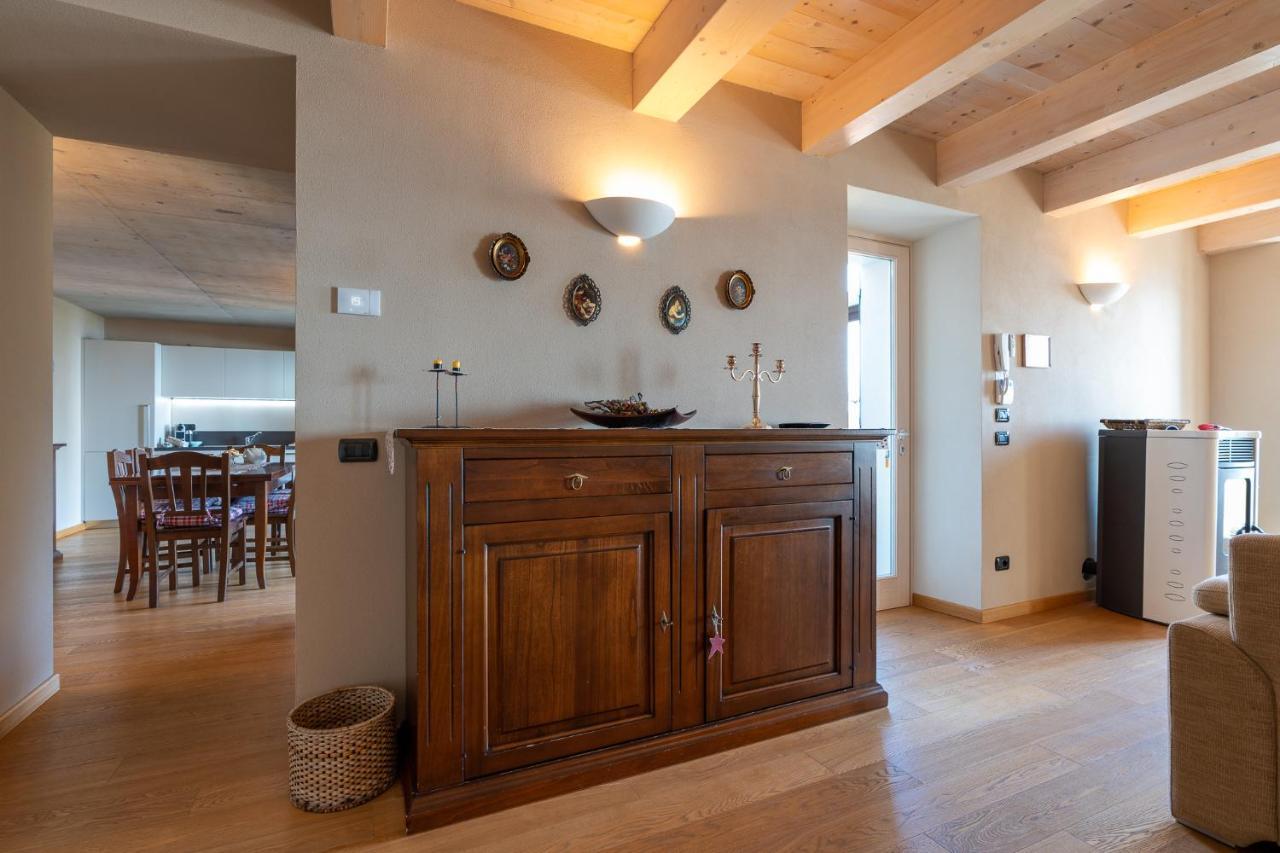 Casa Di Campagna Rosina Con Piscina E Vista Lago Gravedona Luaran gambar